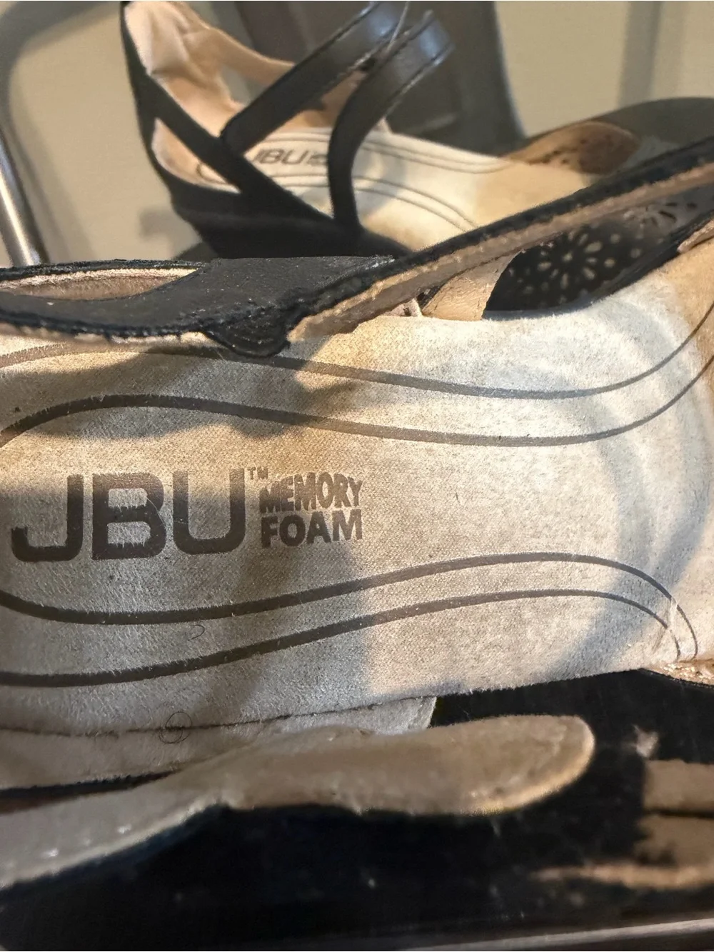 JBU by Jambu Bethany Black Laser Cut Mary Jane Comfort Shoes 9.5